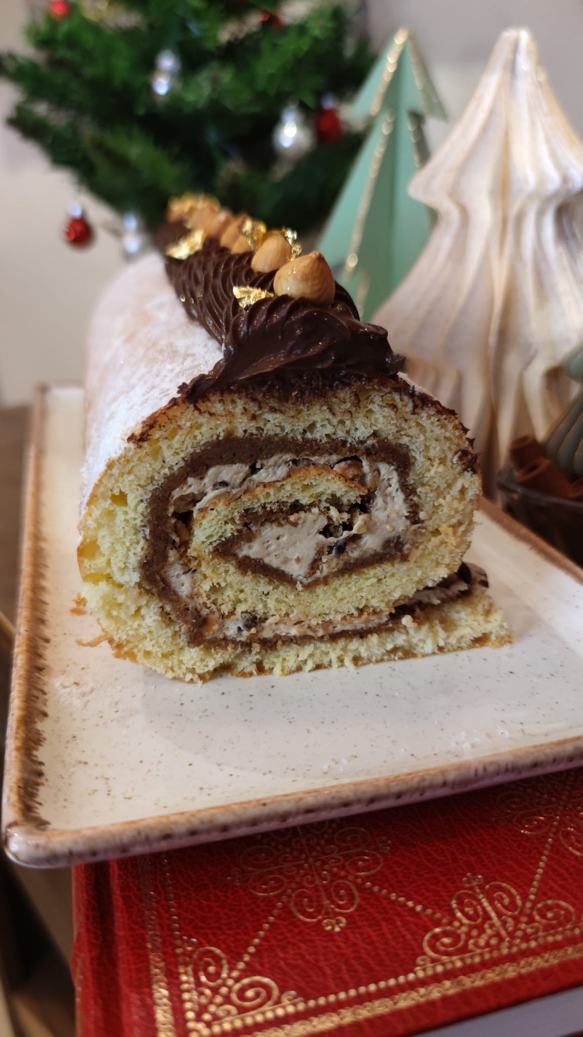 La Bûche "Conte de Noël" - 6 personnes – Image 3